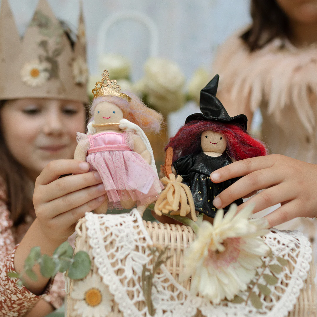 Holdie Fairytale Folk - Princess Gloribel - Image 13